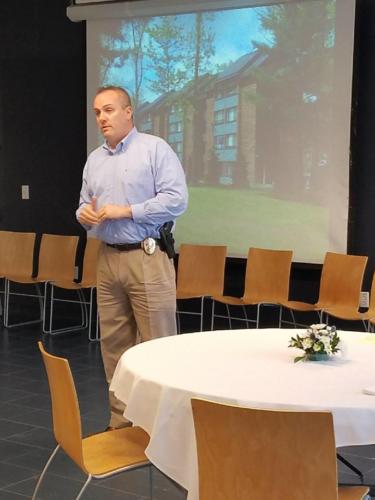 Det. Sgt. Matthew Carl teaching background investigations 